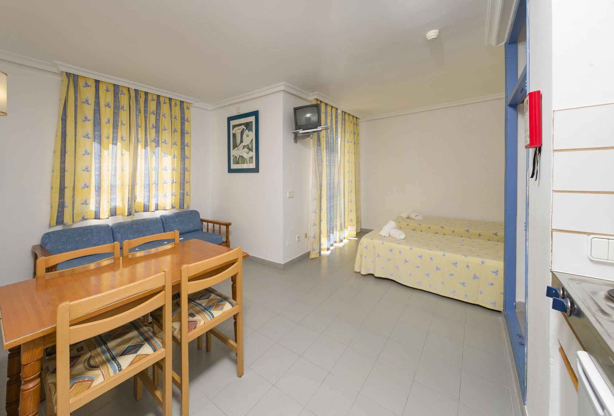 Vago Ibiza - New Opening 2025 Sant Antoni de Portmany Dış mekan fotoğraf